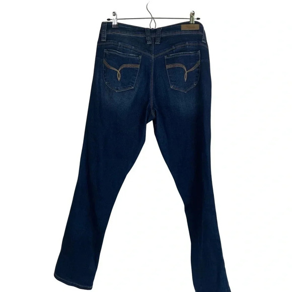 Women’s Royalty for Me Wanna Betta Butt jeans in size 8 - Picture 2 of 8